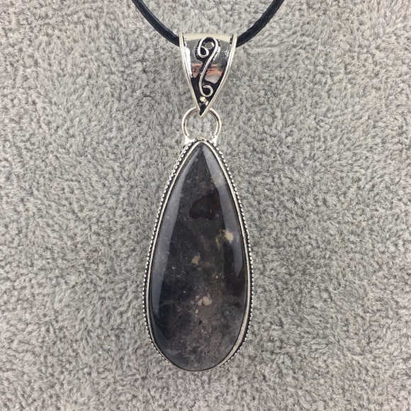 Jasper Stone Pendant Necklace - Picture 1 of 8
